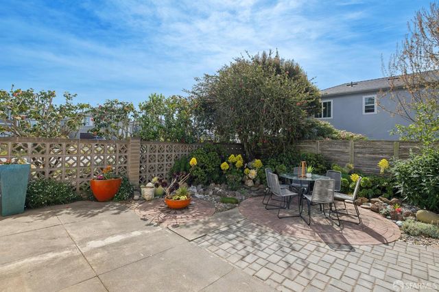 301 Crestlake Drive, San Francisco, CA 94132
