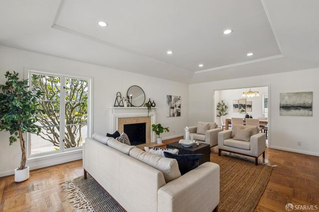 301 Crestlake Drive, San Francisco, CA 94132