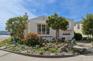 301 Crestlake Drive, San Francisco, CA 94132