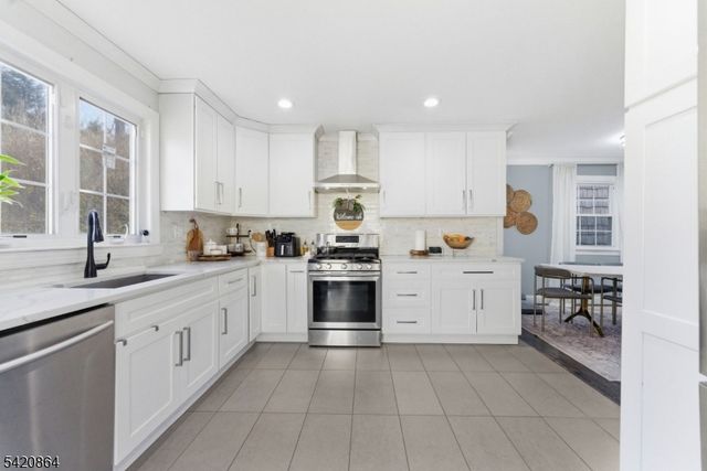 436 W Anderson St, Hackensack City, NJ 07601