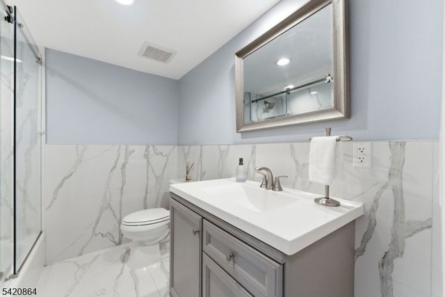 436 W Anderson St, Hackensack City, NJ 07601