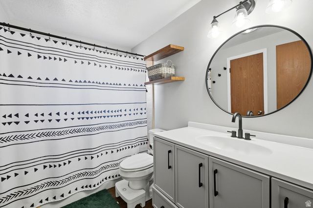 3695 W 4700 S, Roy, UT 84067