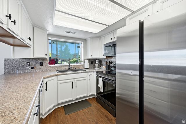3695 W 4700 S, Roy, UT 84067