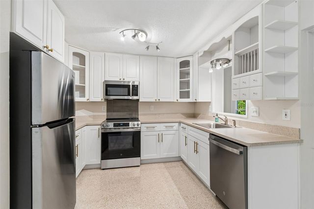 200 EVELYN AVE, Clearwater, FL 33765