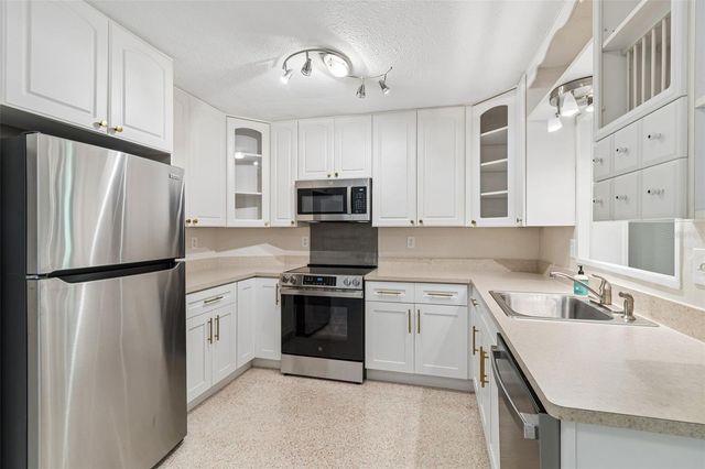 200 EVELYN AVE, Clearwater, FL 33765