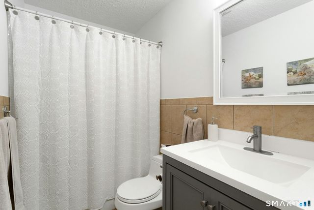 3 Balash Lane, Danbury, CT 06810