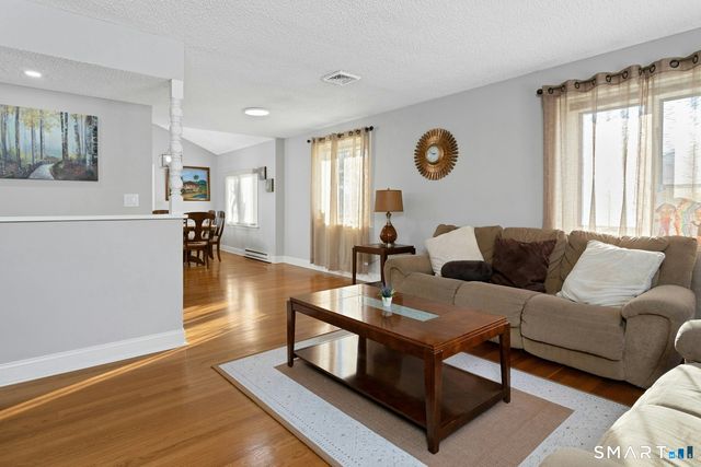 3 Balash Lane, Danbury, CT 06810