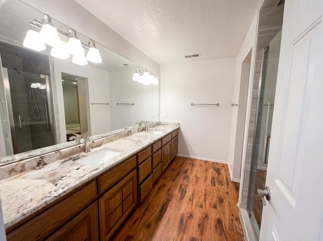 438 Pinon Creek Road SE, Albuquerque, NM 87123