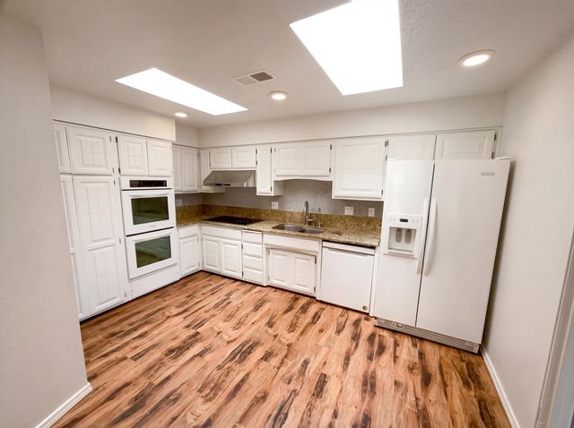 438 Pinon Creek Road SE, Albuquerque, NM 87123