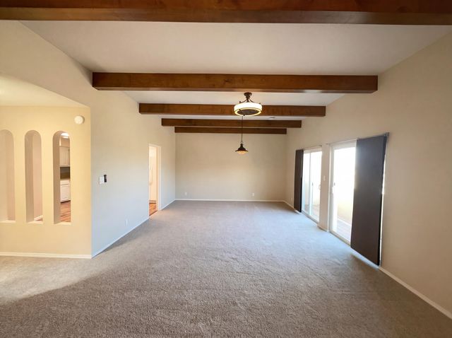 438 Pinon Creek Road SE, Albuquerque, NM 87123