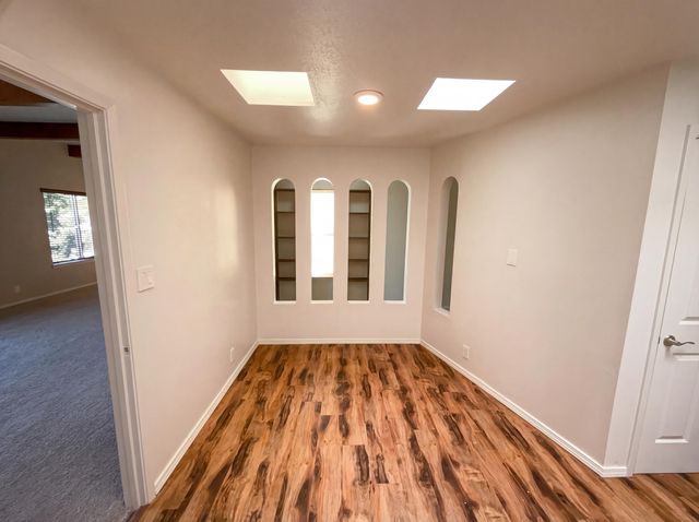 438 Pinon Creek Road SE, Albuquerque, NM 87123