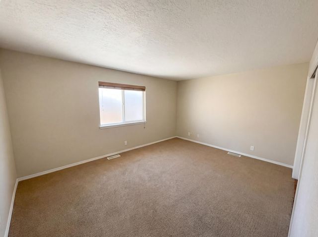 438 Pinon Creek Road SE, Albuquerque, NM 87123