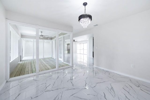 1610 Richvale Lane, Houston, TX 77062