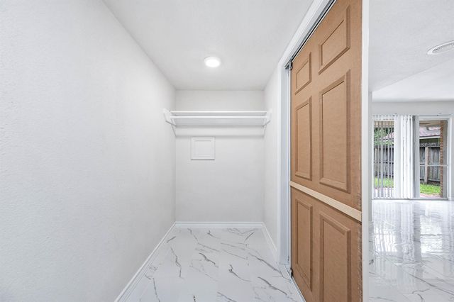 1610 Richvale Lane, Houston, TX 77062