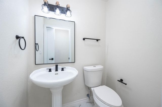 1610 Richvale Lane, Houston, TX 77062