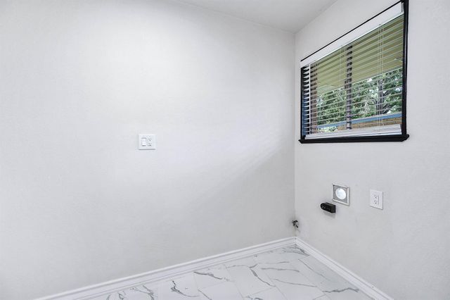 1610 Richvale Lane, Houston, TX 77062