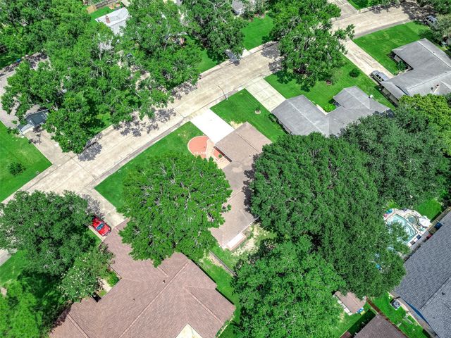 1610 Richvale Lane, Houston, TX 77062