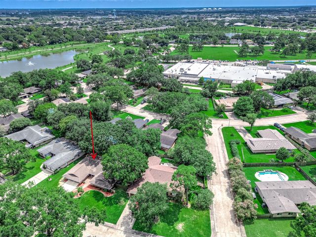 1610 Richvale Lane, Houston, TX 77062