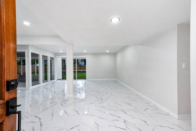 1610 Richvale Lane, Houston, TX 77062