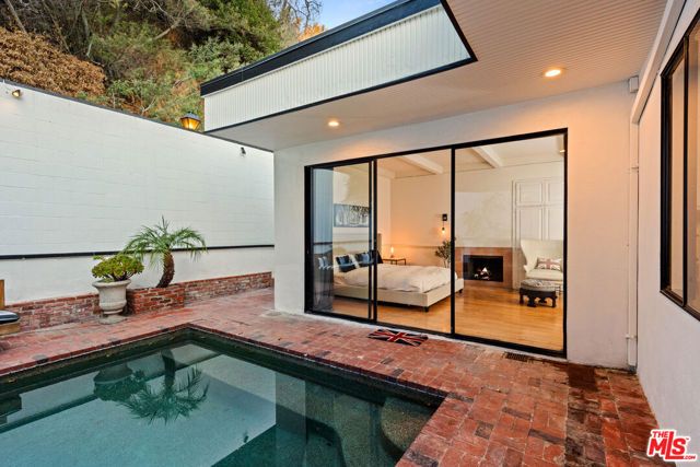 1790 Viewmont Drive, Los Angeles, CA 90069