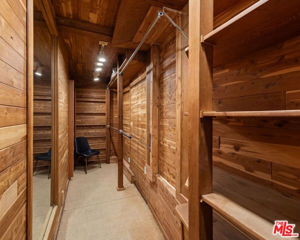 1790 Viewmont Drive, Los Angeles, CA 90069