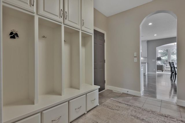 18154 Dane Drive, Eden Prairie, MN 55347