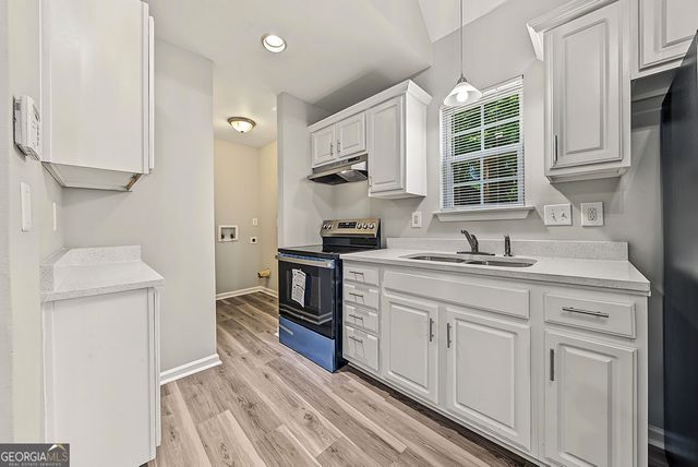 3071 Jones Street, East Point, GA 30344