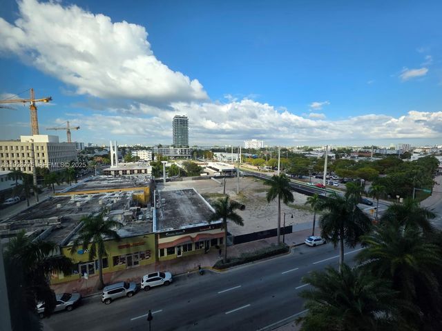 7135 Collins Ave 725, Miami Beach, FL 33141