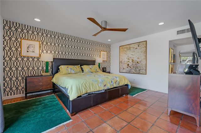 225 Chenoweth Dr, Corpus Christi, TX 78404