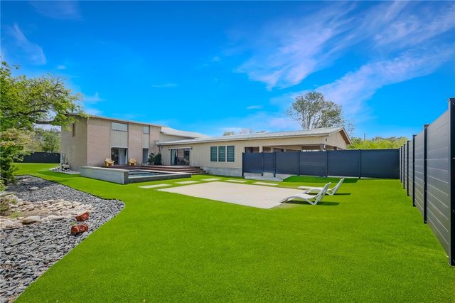 225 Chenoweth Dr, Corpus Christi, TX 78404