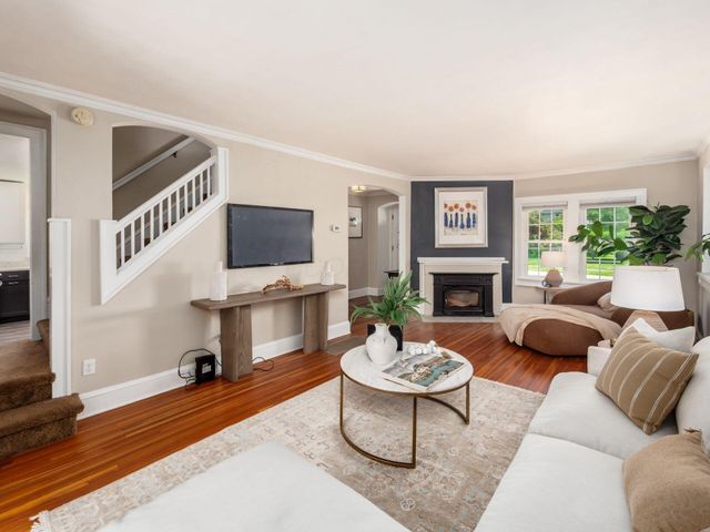 1792 Andover Road, Columbus, OH 43212