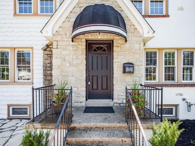 1792 Andover Road, Columbus, OH 43212