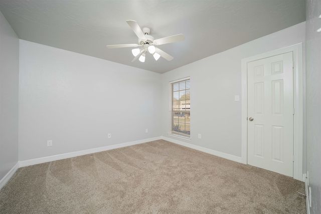 712 Hollybrook Dr, Longview, TX 75605