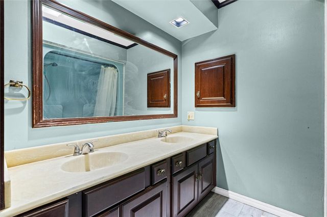 1408 W Mimosa Street, Rogers, AR 72758