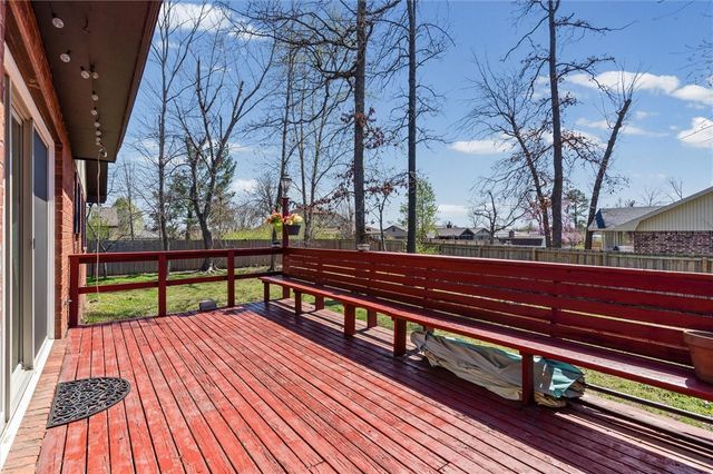 1408 W Mimosa Street, Rogers, AR 72758