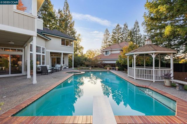 788 Woodwind Place, Walnut Creek, CA 94598