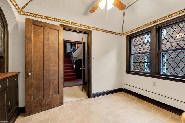 936 Trombley Avenue, Grosse Pointe Park, MI 48230