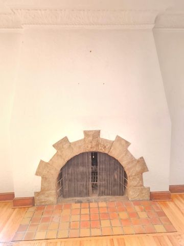 936 Trombley Avenue, Grosse Pointe Park, MI 48230