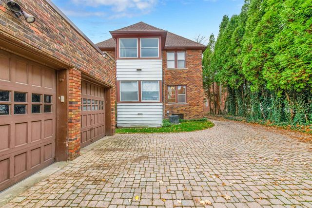 936 Trombley Avenue, Grosse Pointe Park, MI 48230