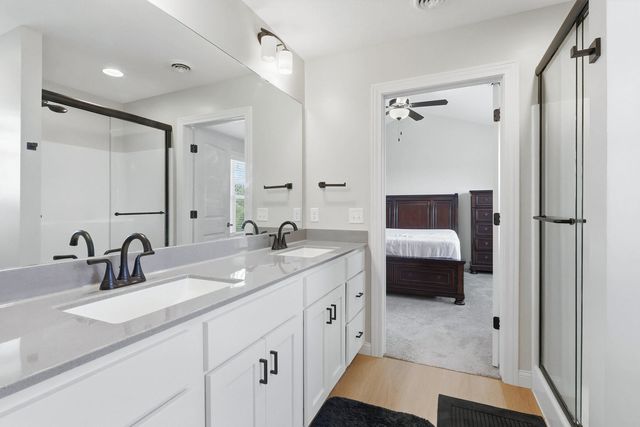 4069 Orchard Drive, Bettendorf, IA 52722