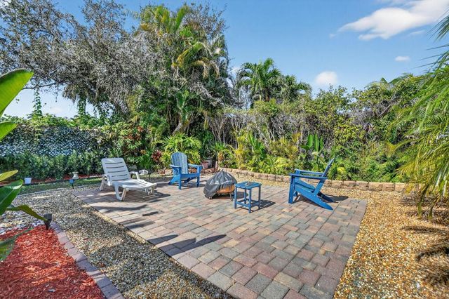19815 Sedgefield Terrace, Boca Raton, FL 33498