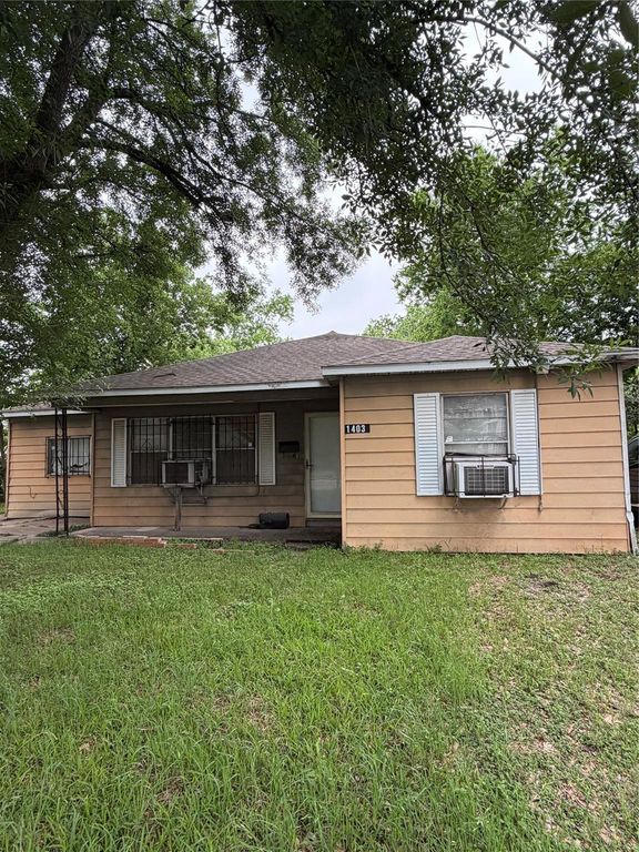 1403 Allen Genoa Road, Pasadena, TX 77502