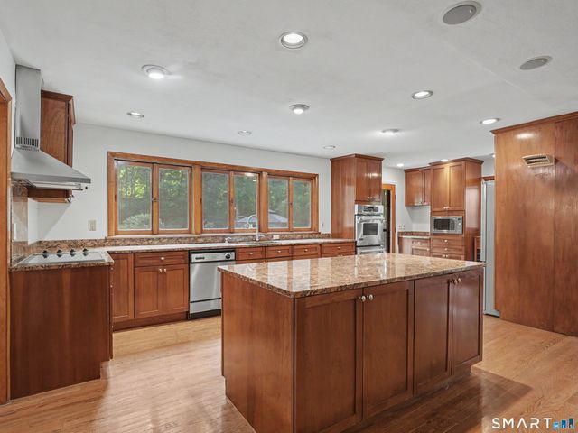 5 Bayne Street, Norwalk, CT 06851