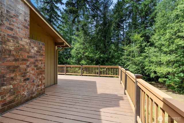 11146 Misty Woods Lane NW, Bremerton, WA 98312