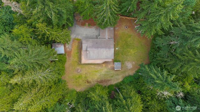 11146 Misty Woods Lane NW, Bremerton, WA 98312