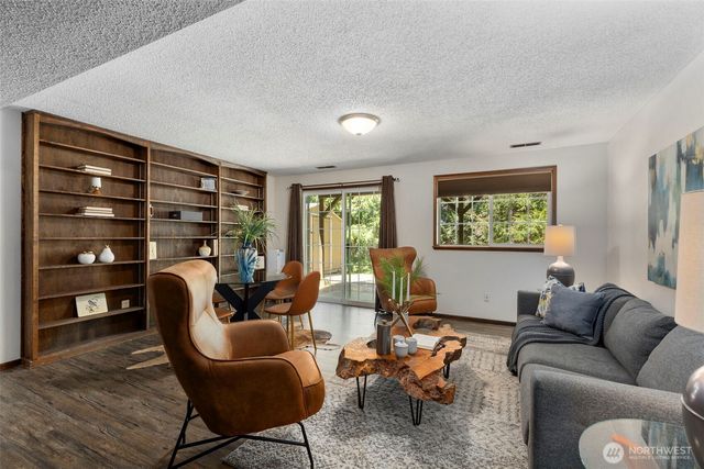 11146 Misty Woods Lane NW, Bremerton, WA 98312