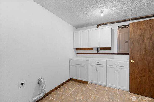 11146 Misty Woods Lane NW, Bremerton, WA 98312