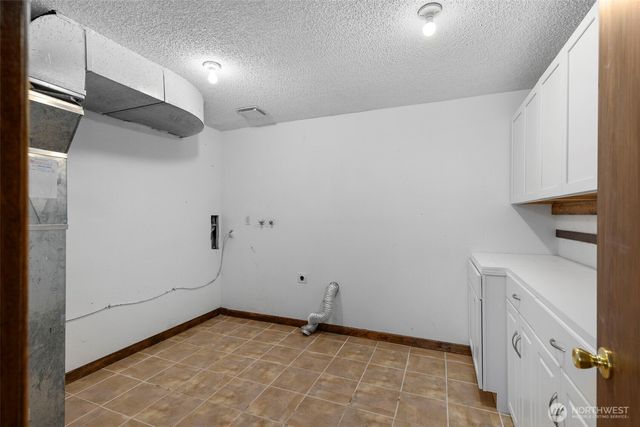 11146 Misty Woods Lane NW, Bremerton, WA 98312