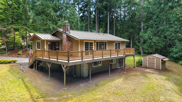 11146 Misty Woods Lane NW, Bremerton, WA 98312