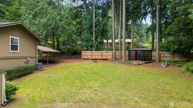 11146 Misty Woods Lane NW, Bremerton, WA 98312
